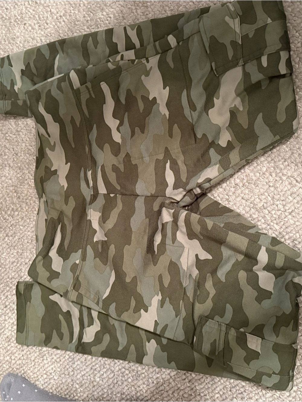 PINK Victoria's Secret Olive Green Camo Leggings